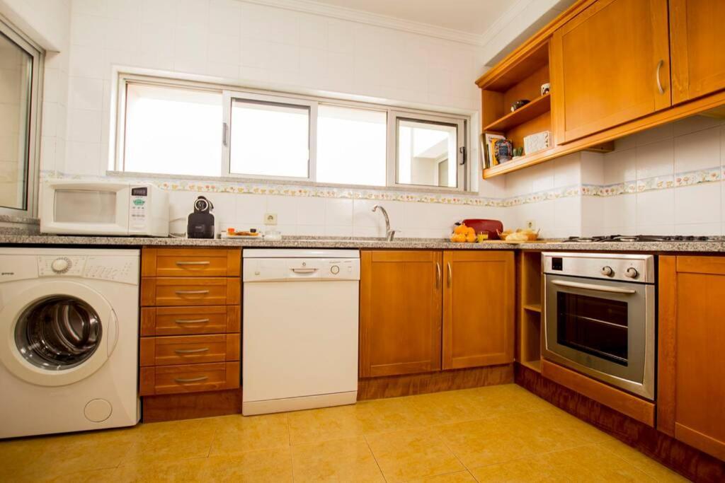Casa Da Torre Com Garagem Gratuito Apartment Aveiro Exterior photo